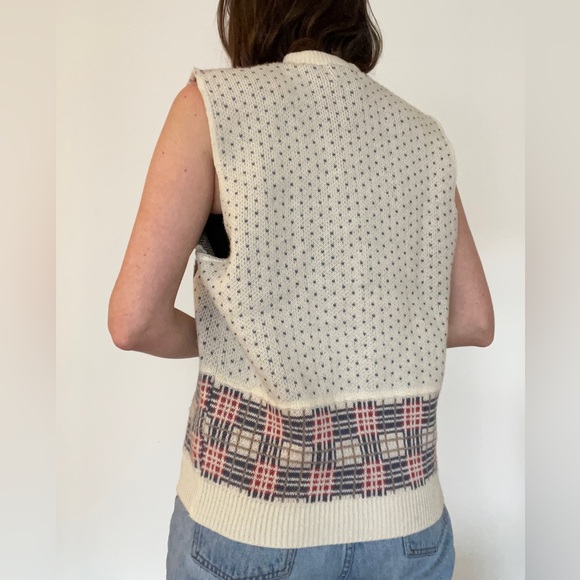 90’s vintage teddy bear knit sweater vest/ large - Picture 8 of 13